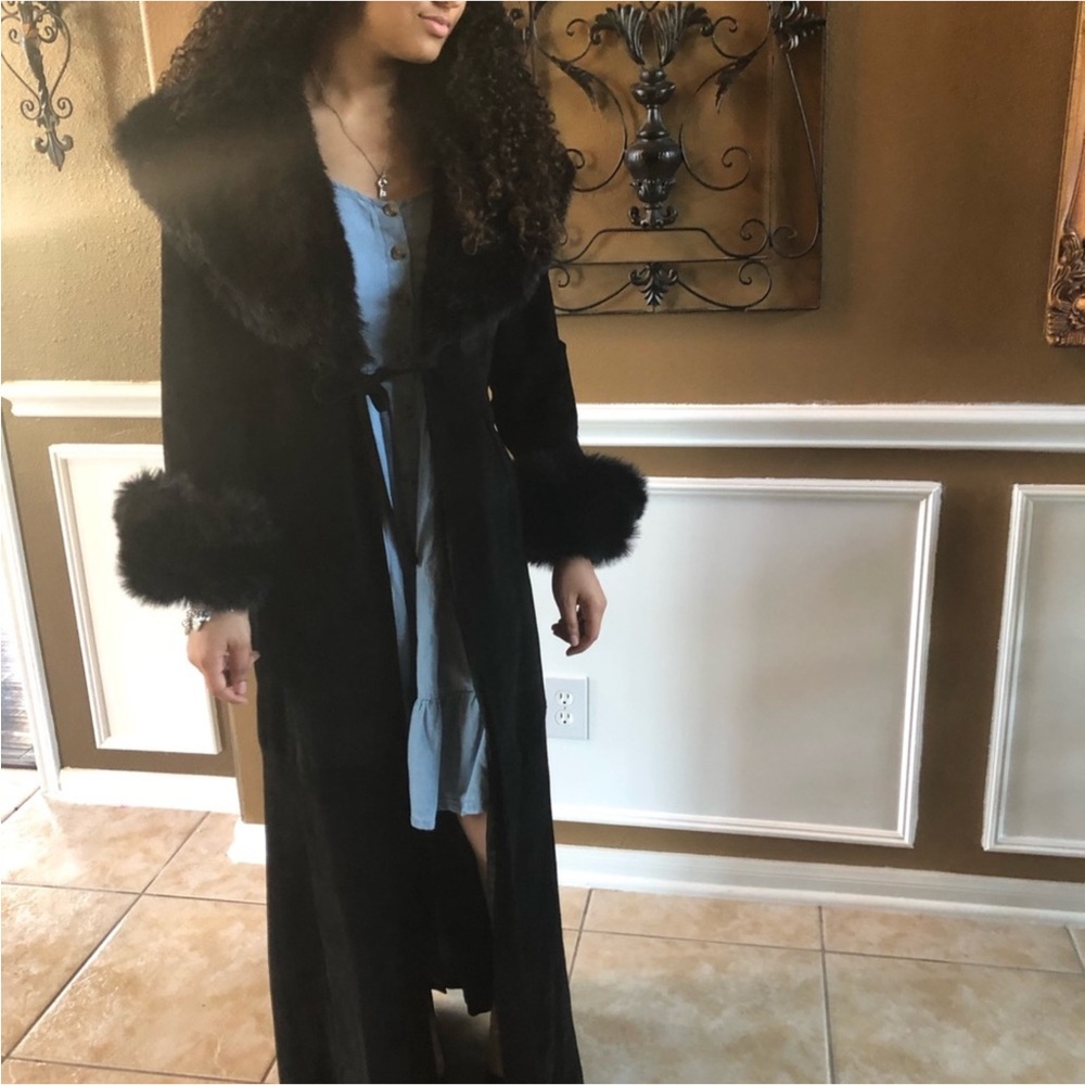 Vintage Express Black Fur Trim Coat